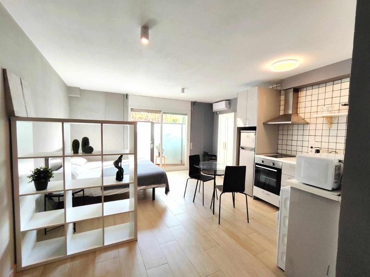Mazi Apartments Suite Mataró Dış mekan fotoğraf