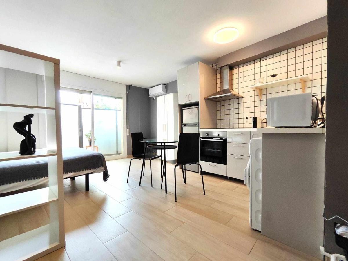 Mazi Apartments Suite Mataró Dış mekan fotoğraf