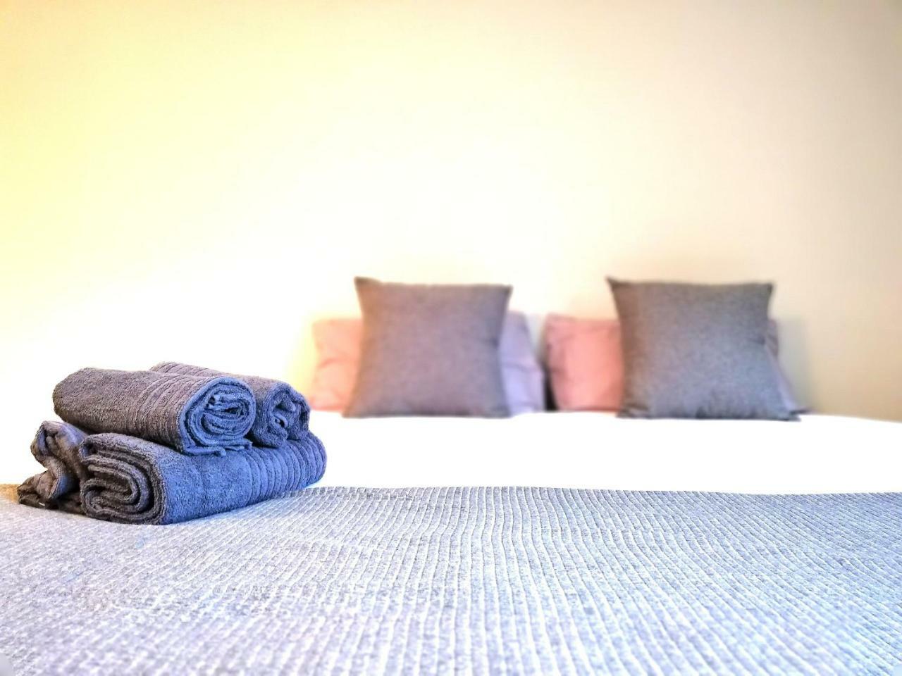 Mazi Apartments Suite Mataró Dış mekan fotoğraf