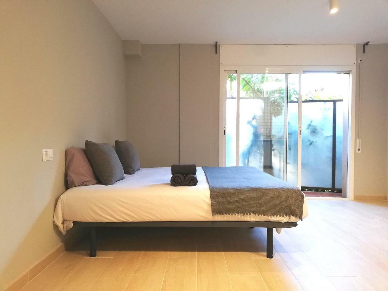 Mazi Apartments Suite Mataró Dış mekan fotoğraf